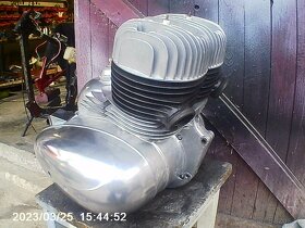 Motor jawa 350/360 - 4