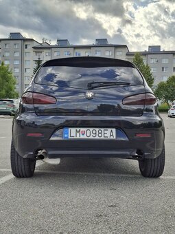 Alfa romeo 147 - 4