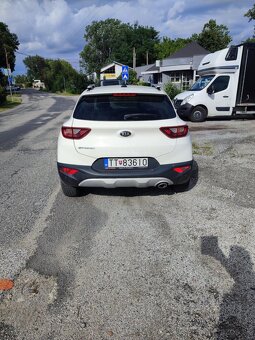 KIA STONIC r.2018 v Platinum výbave - 4