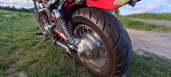 Suzuki Intruder 1400 - 4