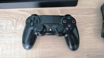 PS4 Slim s 500GB HDD + príslušenstvo a 2 hry - 4