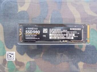 Samsung 980 1 TB SSD. - 4