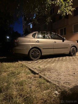 Seat cordoba 2004 1.4 benzín - 4