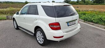 Mercedes Benz ML 300CDi Grand Edition - 4