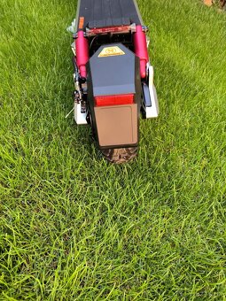 Kukirin M4 Max 2025 18 Ah 800 W - ZARUKA - 4