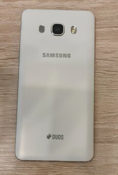 Samsung Galaxy J5 2016 - 4