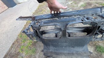 bmw e46 touring 320d predné čelo - 4