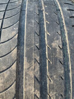 2ks 235/45 r17 goodyear - 4