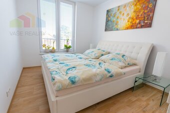 Krásny 3-izbový byt s balkónom, 71 m², Bajkalská ul., Nový R - 4