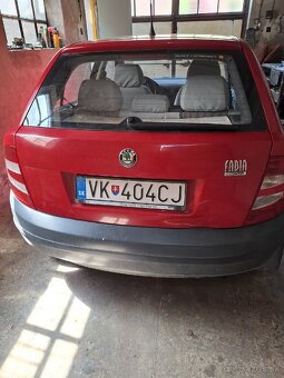 Škoda Fabia rok vyr. 2005 40 kw 1.2 benzin cervena - 4