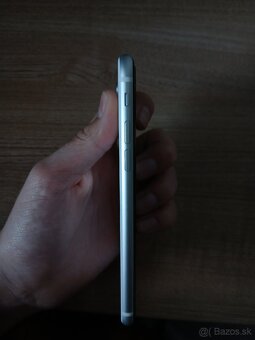 Iphone SE 2020 - 4