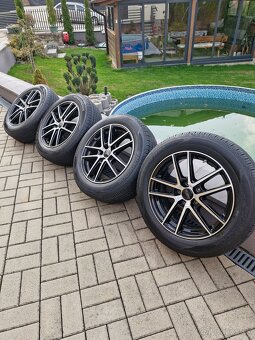 Predám elektróny 5x114,3 215/60r17 Et45 - 4