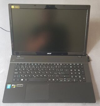 Acer V3-772G 17,3" LCD,i7,16GB RAM,SSD+HDD,2GB Nvidia - 4