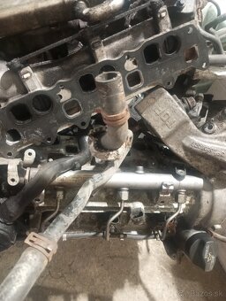 Rozpredám motor Mercedes, Chrysler, Jeep Om642 - 4