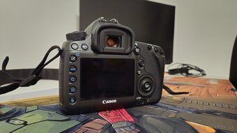 Canon 5DS - 4