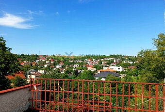 Predaj priestranného rodinného domu - 340 m² v lukratívnej l - 4