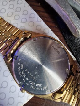 Hodinky seiko sq - 4