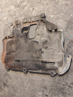 Predám kryt motora pre Ford Focus 2 - 4