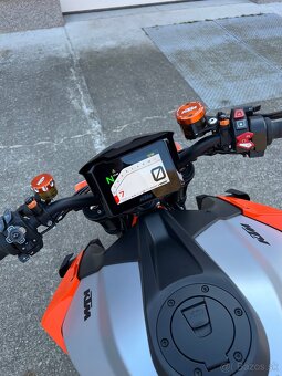 KTM SUPERDUKE 1290 R Orange 2022 v záruke, odpočet DPH - 4
