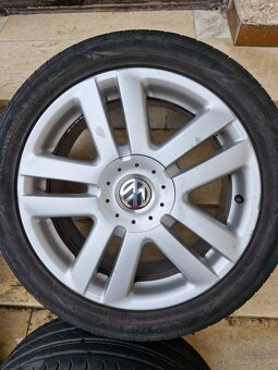 VW Hlinikove disky 7jx17+letne pneu - 4
