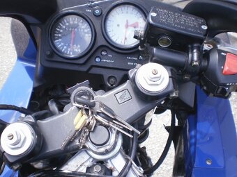 Honda CBR 600 f - 4