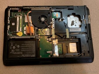 Predám Asus K50AB nefunkčný - 4