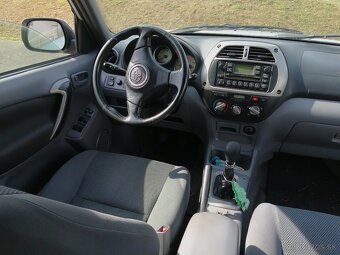 toyota Rav 4 2003 nafta 85.00kw. - 4