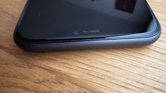 Iphone 11 128Gb ciernej farby - 4