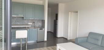 Prenájom 2izb. byt,BA - Záhorská Bystrica-Ostriežova ul. - 4