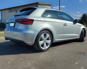 Audi A3 2.0 TDI DPF Attraction S-tronic - 4