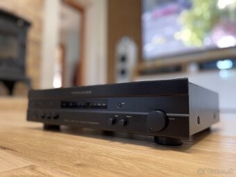 Parasound Model 2100 - 4