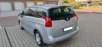 Predám Peugeot 5008 2.0 TDI 110Kw Zachovalé R.V.2012 - 4
