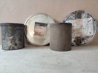 Staré plecové krabice. - 4