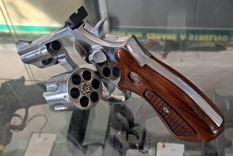 REVOLVER TAURUS M66 NEREZ - 4