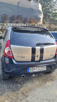 Dacia sandero 2009 - 4