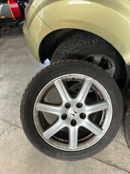 Honda r17 225/45r17 - 4