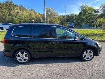 VOLKSWAGEN SHARAN 125kw-DSG-7MÍST-TOP VÝBAVA - 4