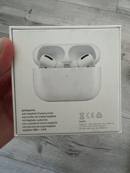 Apple AirPods Pro slúchadla - 4