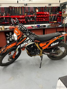 Predám ASIX 300 - 4