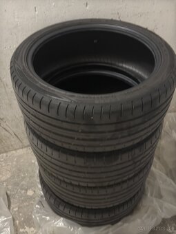 Nokian letné pneu 225/40 R18 - 4
