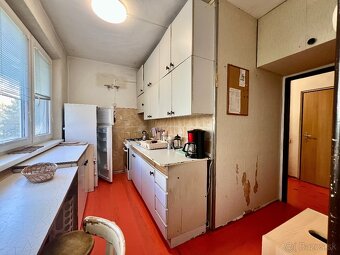 Na prenájom 4-izbový byt + garáž, 72m2 + lodžia,  Výstavby - 4