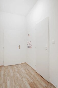 🏡 Na predaj 1-izbový byt po kompletnej rekonštrukcii – Bors - 4