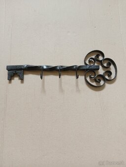 Predám starožitné zrkadlá a vešiaky - 4