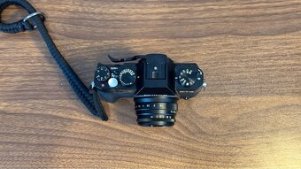 Fujifilm xt-10 s objektivem 35mm - 4