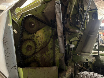 predám lis CLAAS ROLLANT 250 roto cut - 4