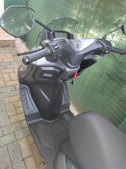 Suzuki Burgman 125 - 2.000km - 4