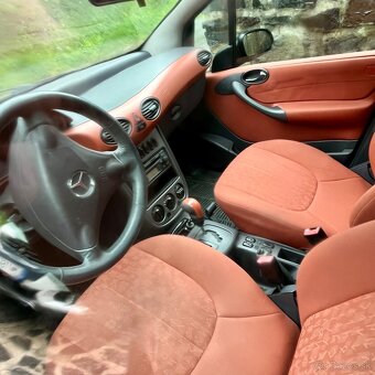 Auto na prenájom, požičovňa / Mercedes A - 4