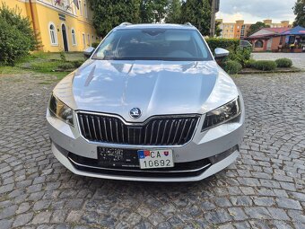 Skoda Superb Combi 2.0Tdi DSG - 4