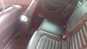 Predám Volkswagen passat b7 2.0 tdi 4-motion - 4