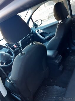 Predám Peugeot 2008 Puretech Style - 4